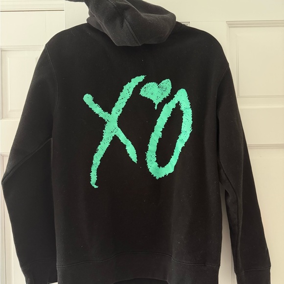 The Weeknd Tour Merch Legend XO Sweatshirt Black - Picture 6 of 6